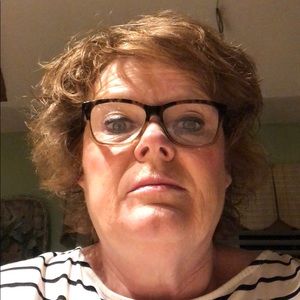 Meet your Posher, Annette